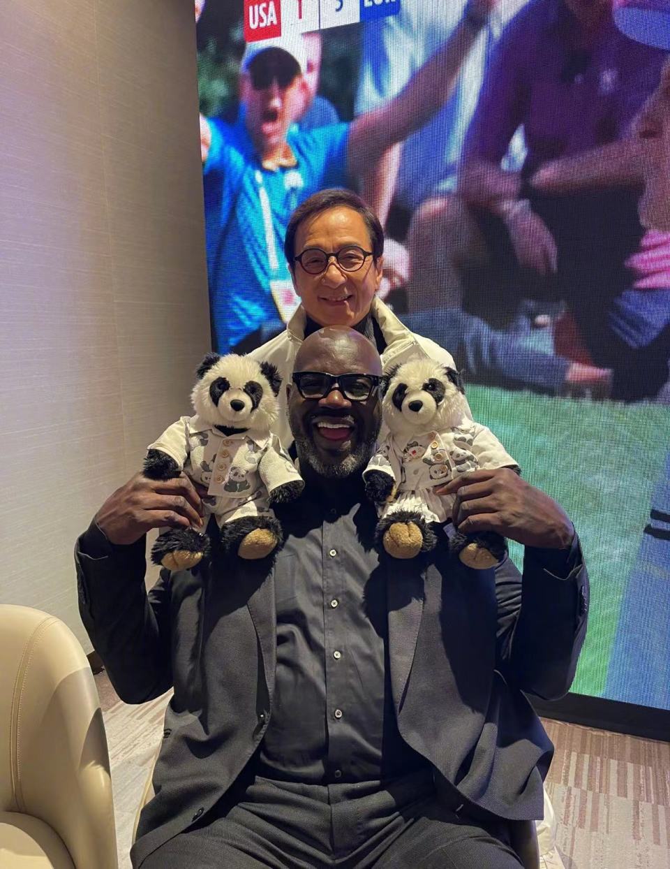 著名企业家, 邀请来的, RTz